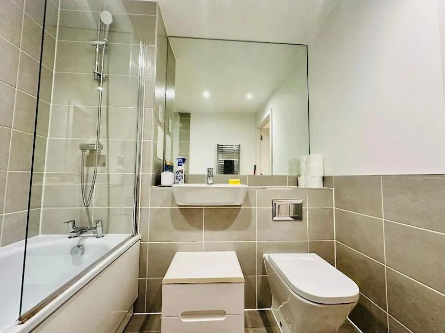 Stylish Apartment In Zone 2 Londra