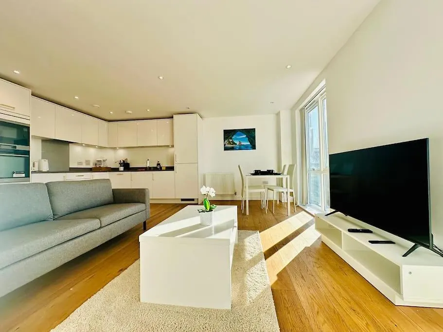 Stylish Apartment In Zone 2 Londra
